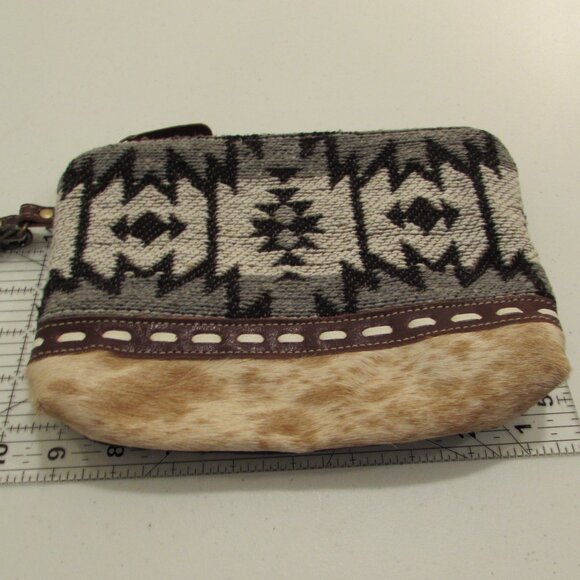 Myra Bag Cotton/Leather Pouch - Picture 12 of 12